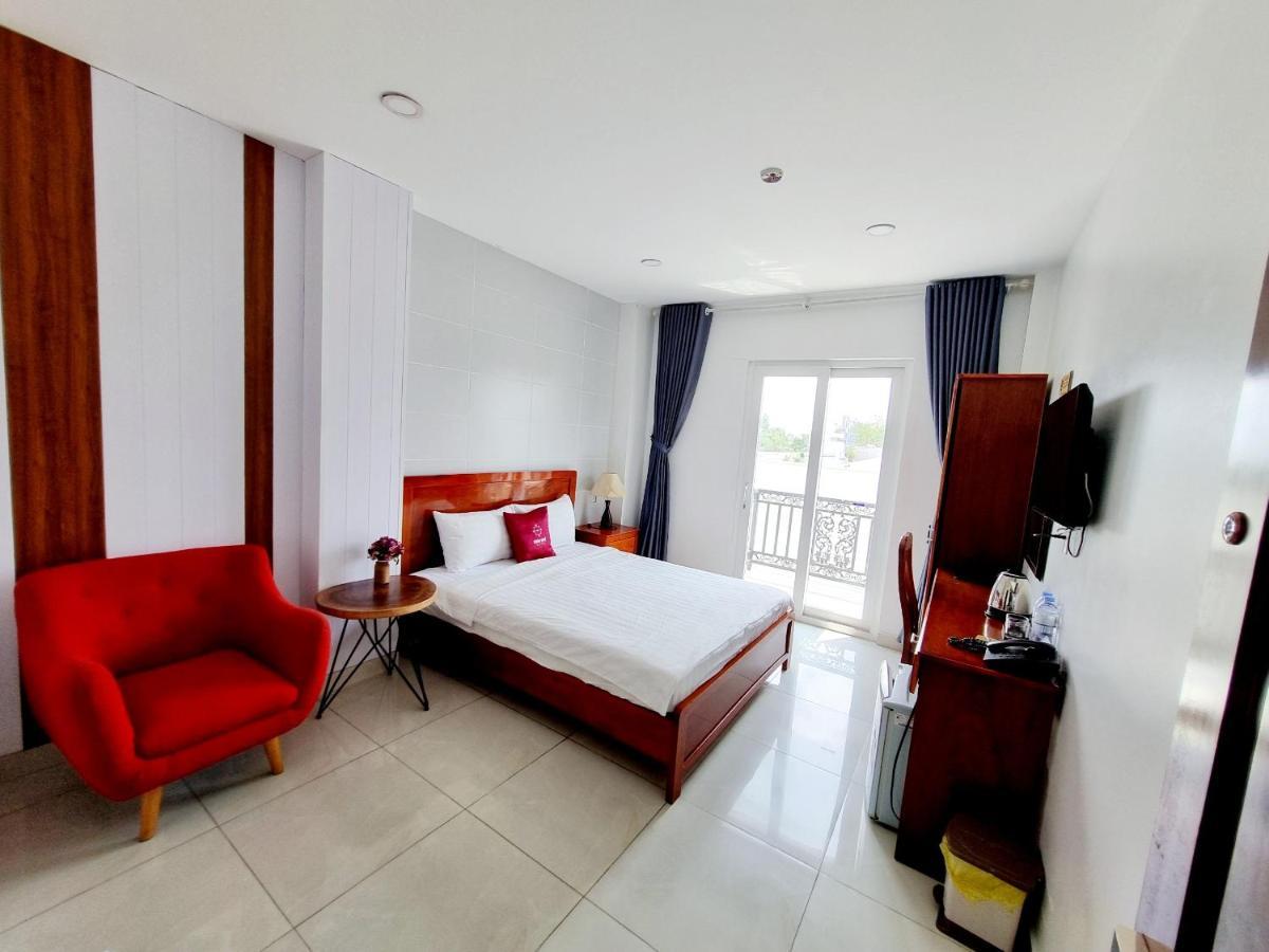Minh Khue Hotel Vĩnh Long Exterior foto