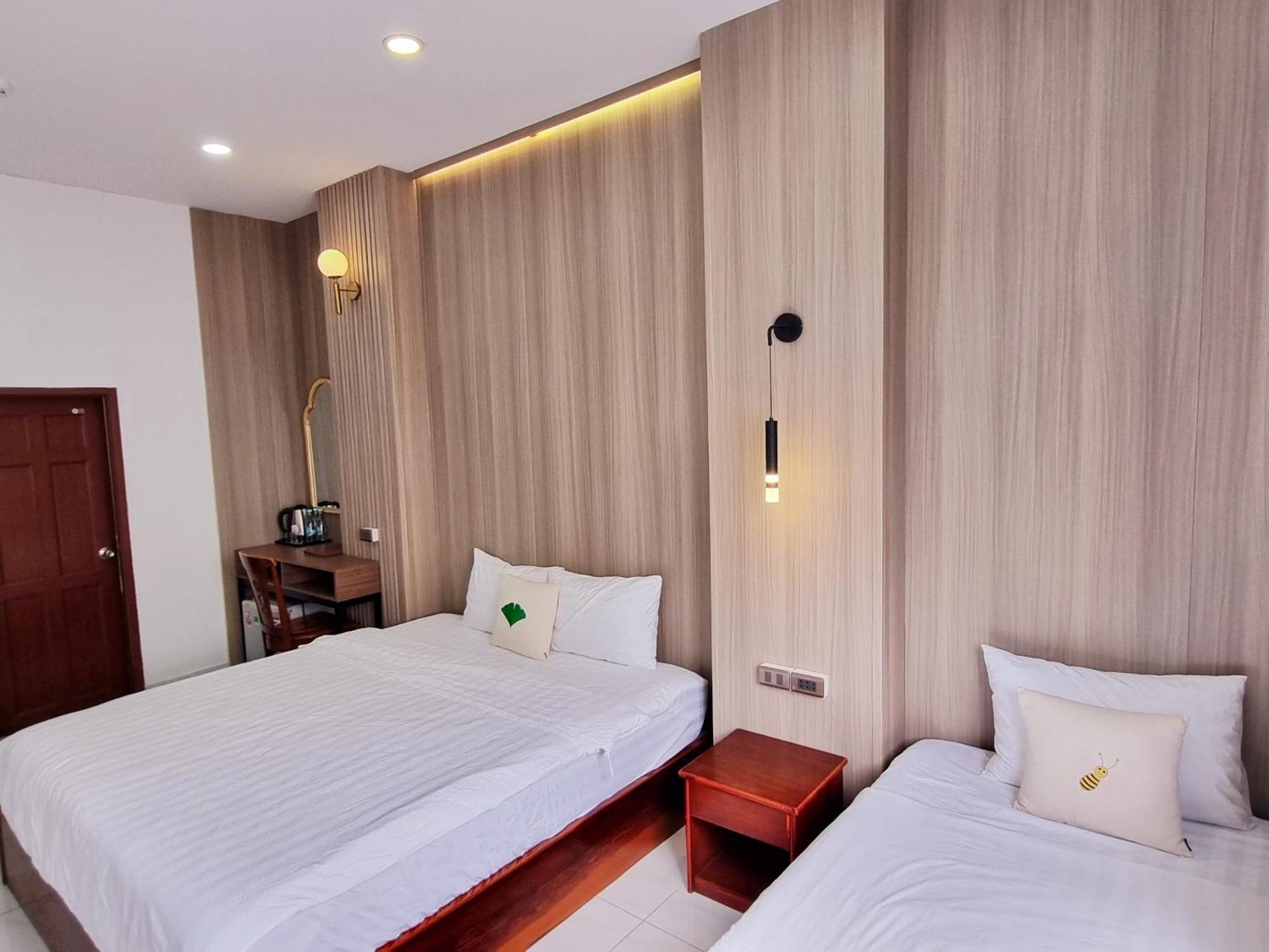 Minh Khue Hotel Vĩnh Long Exterior foto