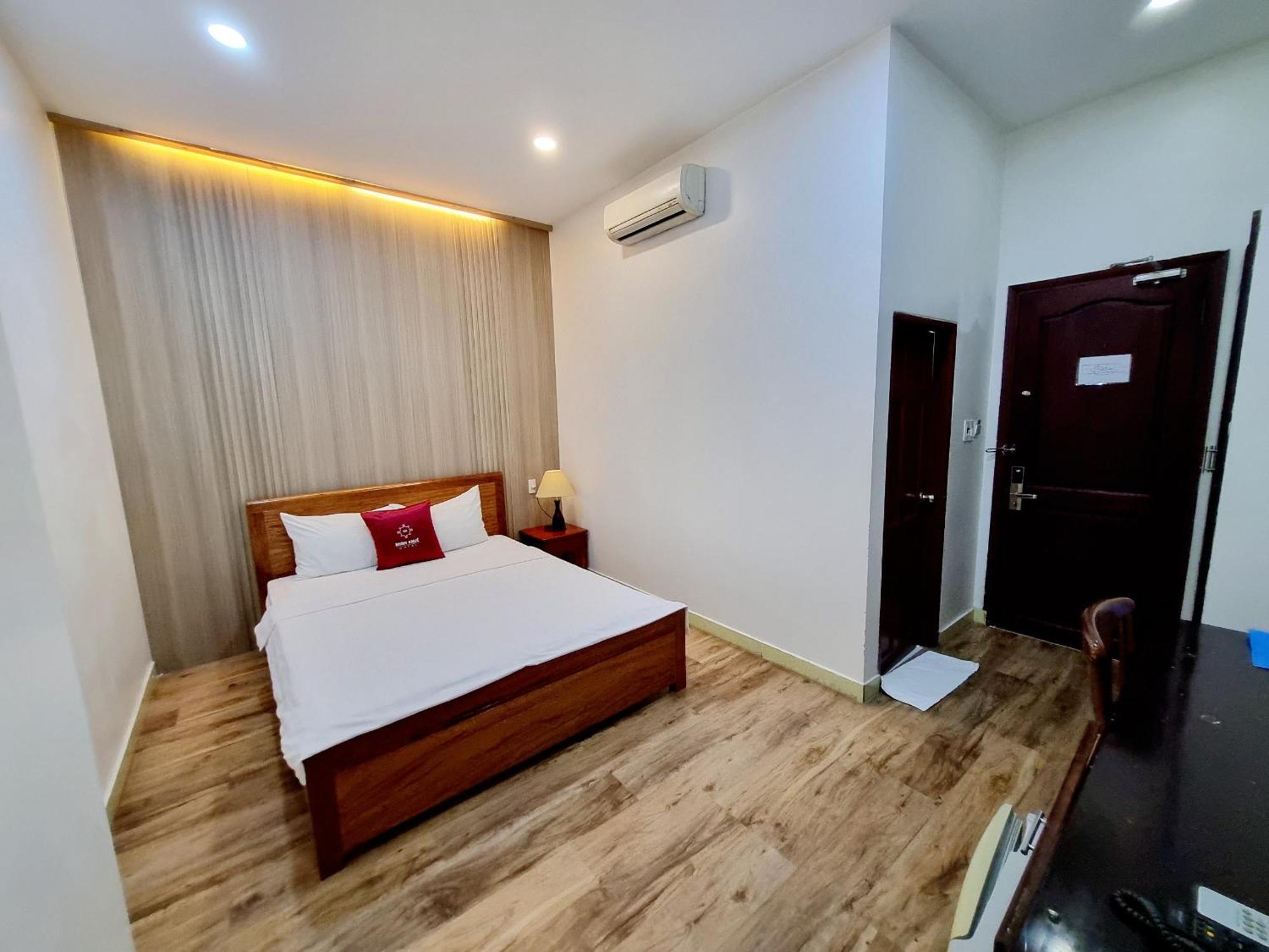 Minh Khue Hotel Vĩnh Long Exterior foto